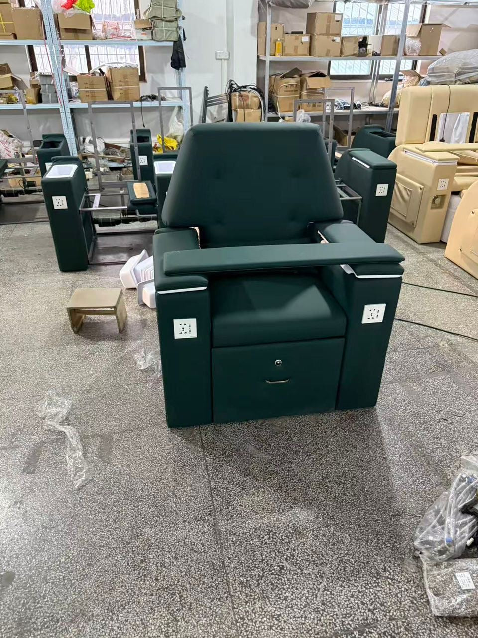 Luxury spa pedicure & manicure chair